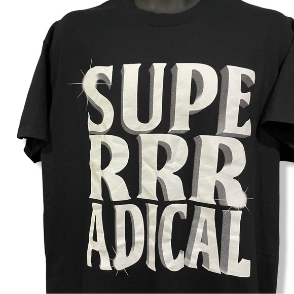 Superr Radical T-Shirt - Picture 2 of 3